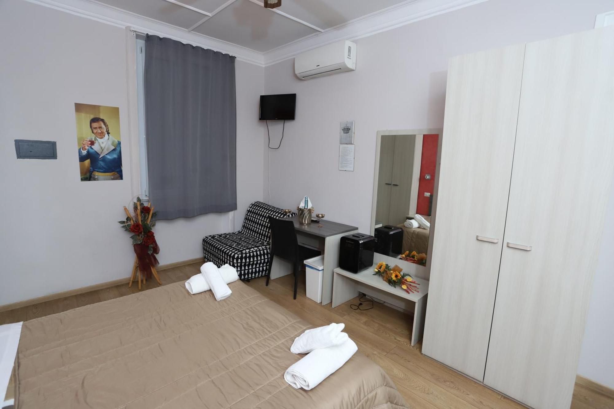 Palace King Of Bed & Breakfast Rom